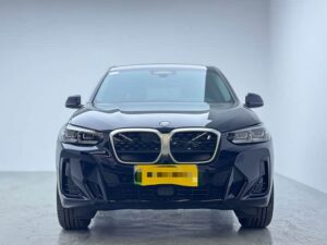 BMW iX3 2024