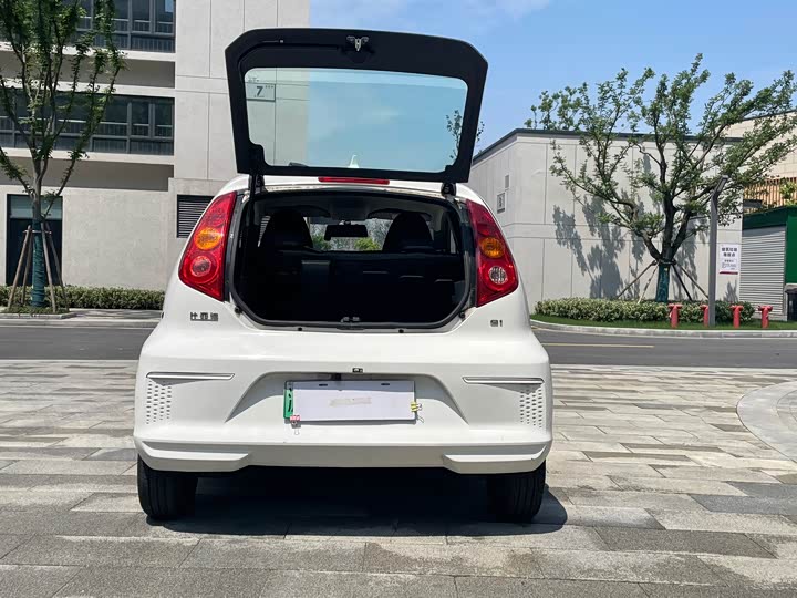 
								BYD E1 2019 Yue Edition 2019 full									