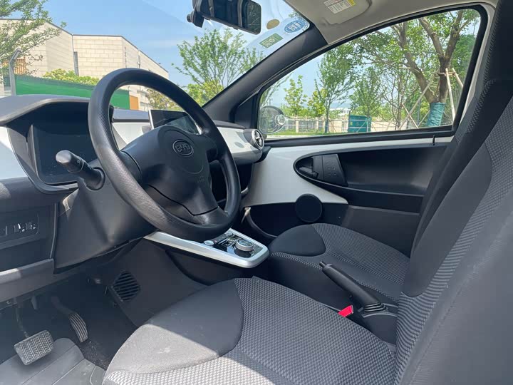 
								BYD E1 2019 Yue Edition 2019 full									