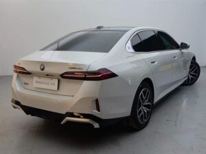 BMW i5 eDrive 40L M Sport Package 2025