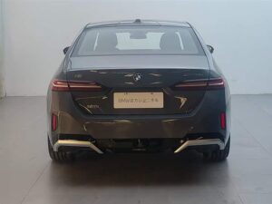 BMW i5 eDrive 35L M Sport Package 2024