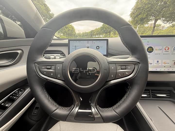 
								BYD Seal 06 DM-i Touring Edition 2025 DM-i 150KM Premium Model 2025 full									