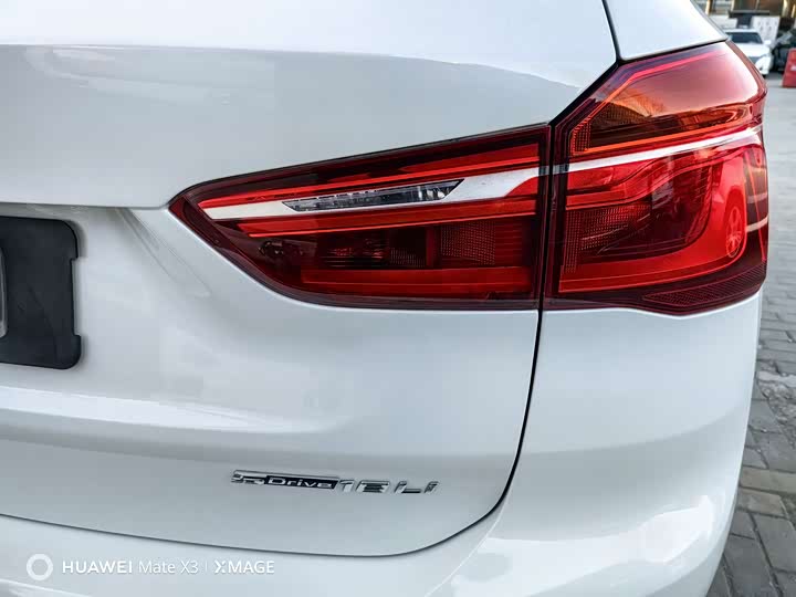 
								BMW X1 sDrive18Li Fashion Edition 2019 full									