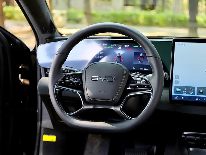 
								BYD Seal 2025 600 4WD Intelligent Driving Edition 2025 full									