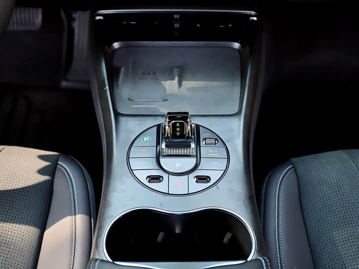 
								BYD Seal 2025 600 4WD Intelligent Driving Edition 2025 full									