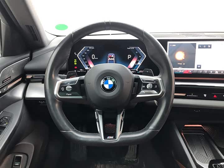 
								BMW 5 Series 525Li M Sport Package 2023 full									