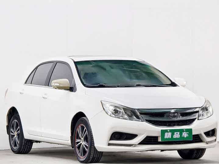 BYD Surui 1.5L Manual Deluxe Edition 2015