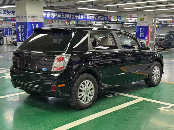 
								BYD e6 2016 400 Elite Edition 2016 full									