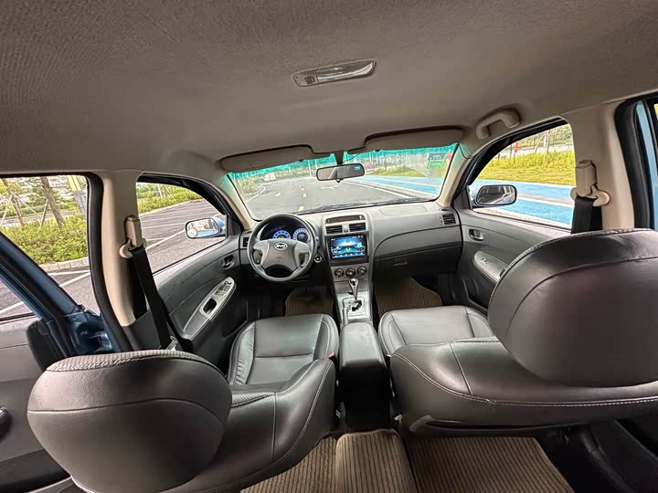 
								BYD L3 2015 Energy-Saving Edition 1.5L Automatic Comfort Model 2015 full									