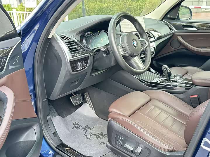 
								BMW X3 xDrive30i Leading M Sport Package 2018 full									