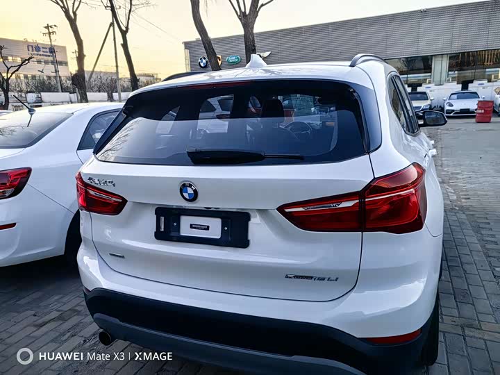 
								BMW X1 sDrive18Li Fashion Edition 2019 full									