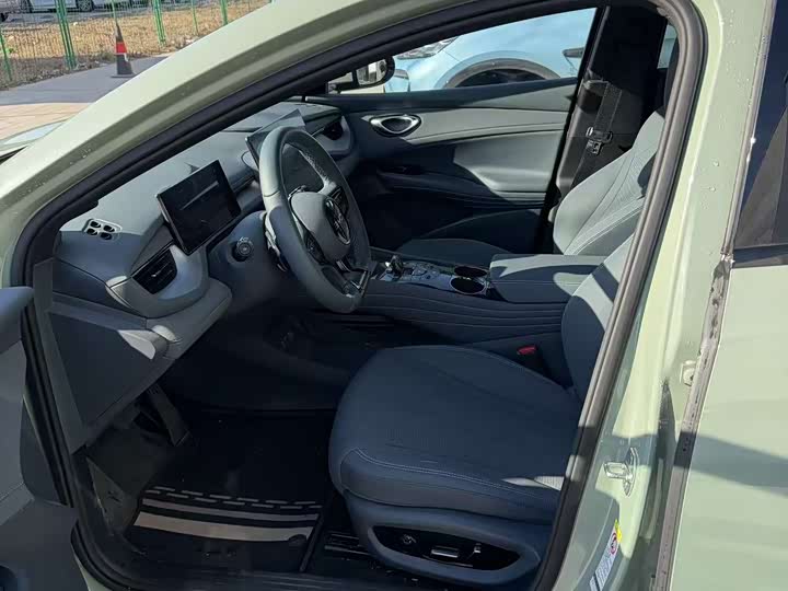 
								BYD Seal 06GT 2025 Smart Driving Edition 605 Hot Wave Edition 2025 full									