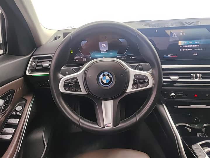 
								BMW i3 eDrive 35L 2022 full									