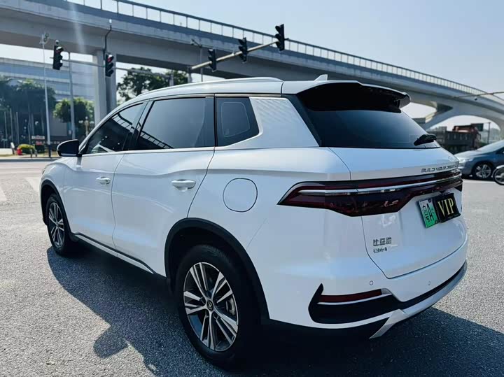 
								BYD Song Pro New Energy 2022 DM-i 51km Luxury Edition 2022 full									