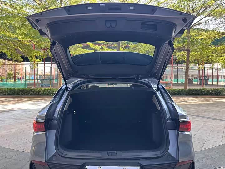 
								BYD Yuan PLUS 2024 Glory Edition 430KM Leading Model 2024 full									