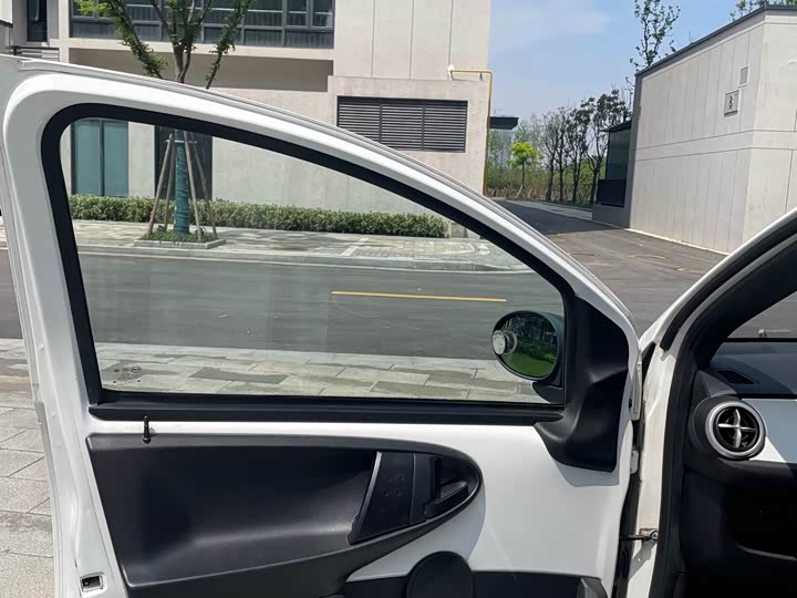 
								BYD E1 2019 Yue Edition 2019 full									