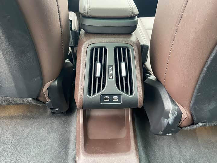 
								BMW iX1 eDrive25L M Sport Package 2025 full									