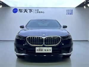 BMW 5 Series 530Li Leading Luxury Package 2025