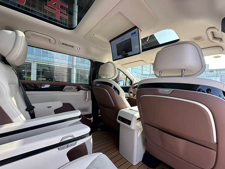 
								BYD Summer 2025 DM-i 1.5T 180km Excellent Edition 2025 full									