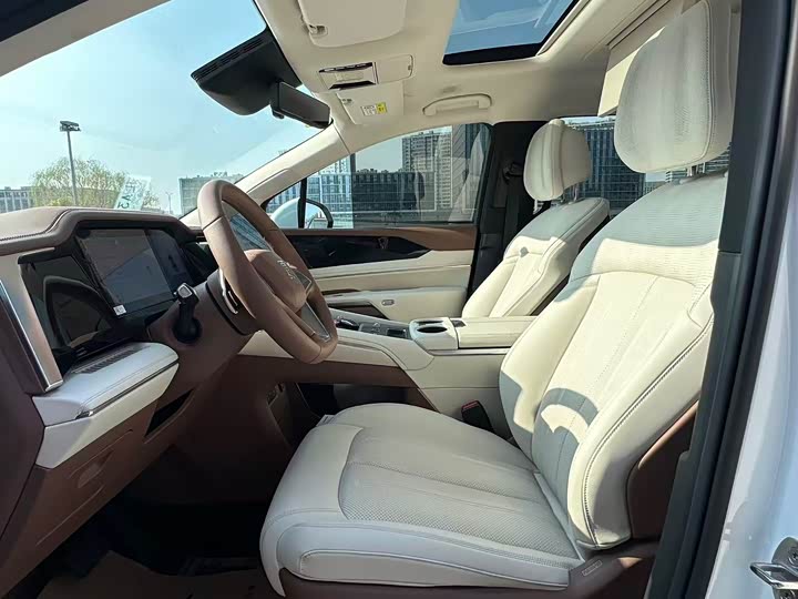 
								BYD Summer 2025 DM-i 1.5T 180km Excellent Edition 2025 full									