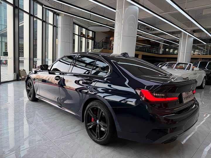 
								BMW 3 series 2022 full									