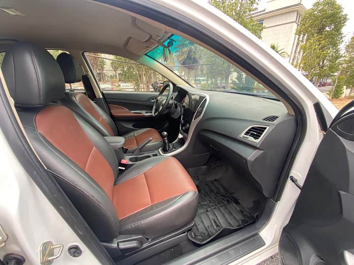 
								BYD F3 2018 1.5L Manual Fashion Edition 2018 full									