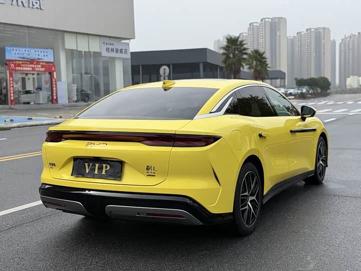 
								BYD Han L 2025 EV All-Wheel Drive LiDAR Flagship Model 2025 full									