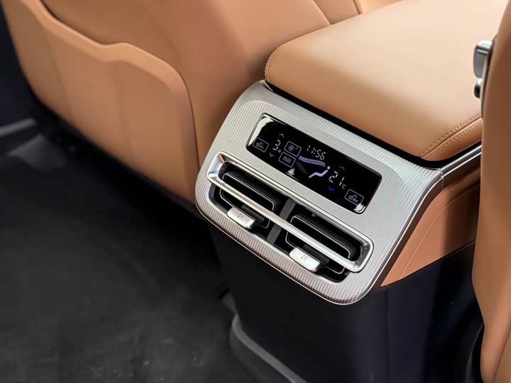 
								BYD Han L 2025 EV All-Wheel Drive LiDAR Flagship Model 2025 full									