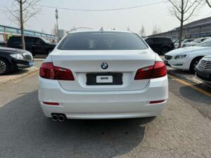 BMW 5 Series 520Li Elegant Edition 2017