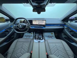 BMW 5 Series 530Li Leading Luxury Package 2025