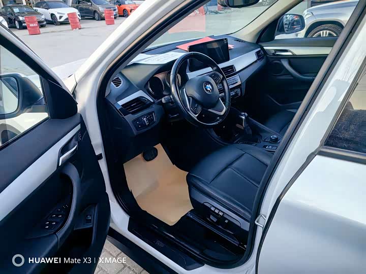 
								BMW X1 sDrive18Li Fashion Edition 2019 full									