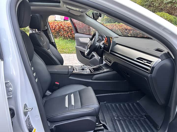 
								BYD Qin Pro New Energy 2019 EV Super Edition Standard Edition Intelligent Leading Model 2019 full									