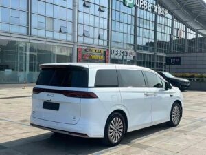 BYD Summer 2025 DM-i 1.5T 180km Excellent Edition 2025