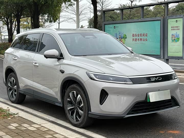 
								BYD Hiace 05 DM-i 2025 DM-i Luxury Edition 2025 full									