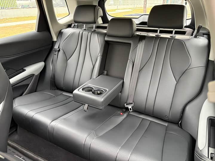 
								BYD Hiace 05 DM-i 2025 DM-i Luxury Edition 2025 full									