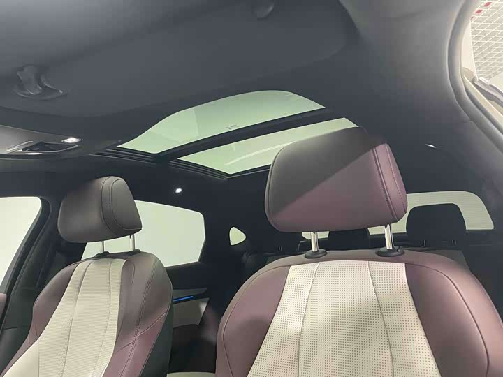 
								BYD Seal 07 DM-i 2025 1.5L 125km Luxury Edition 2025 full									