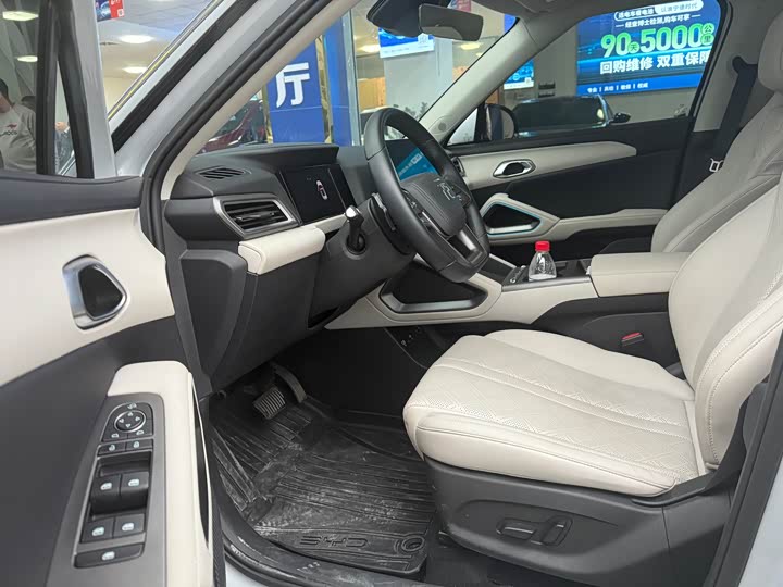 
								BYD Yuan UP 2025 Smart Driving Edition 401KM Superior Model 2025 full									