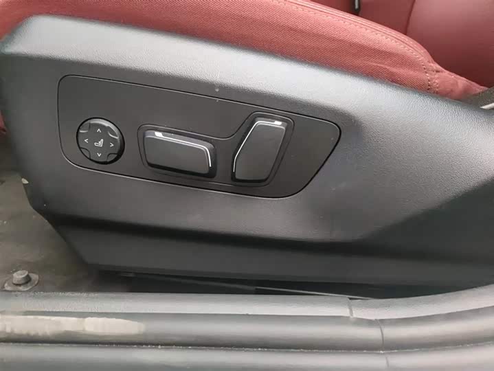 
								BMW i5 eDrive 40L M Sport Package 2025 full									