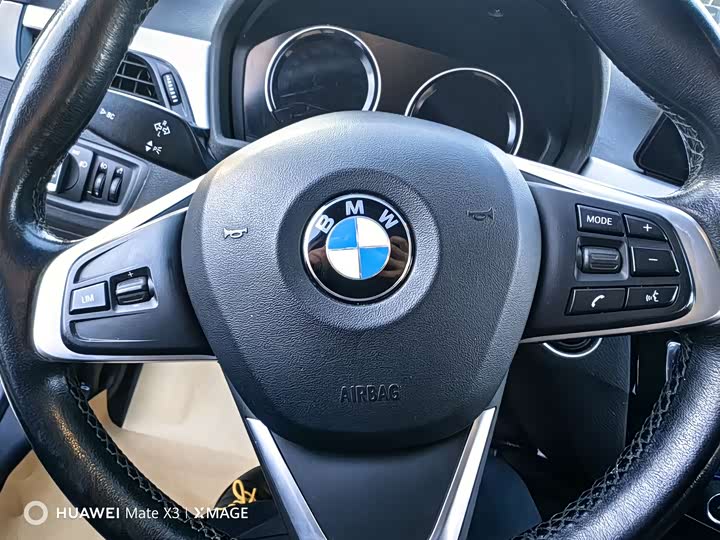 
								BMW X1 sDrive18Li Fashion Edition 2019 full									