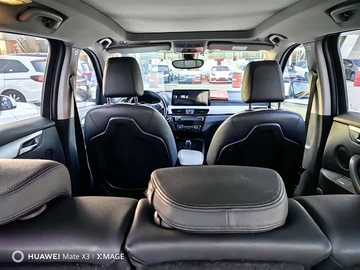 
								BMW X1 sDrive18Li Fashion Edition 2019 full									