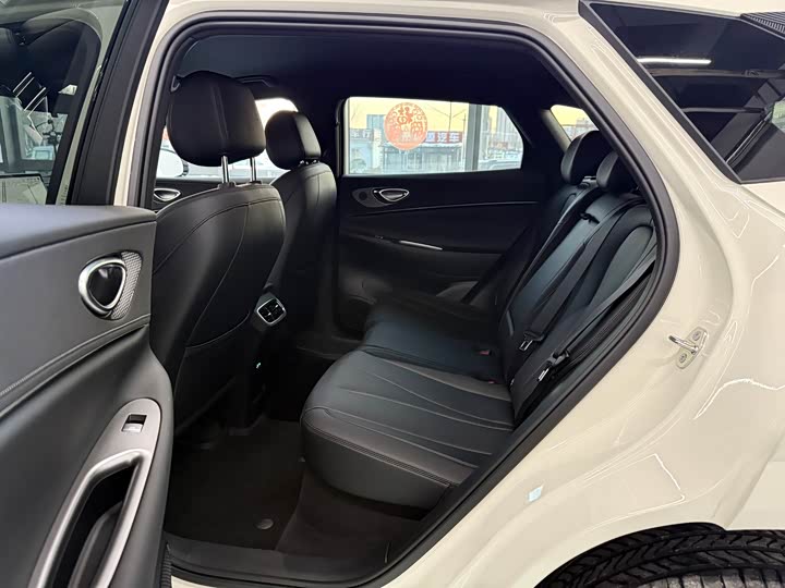 
								BYD Hiace 06 2025 EV 520 Navigator Edition 2025 full									