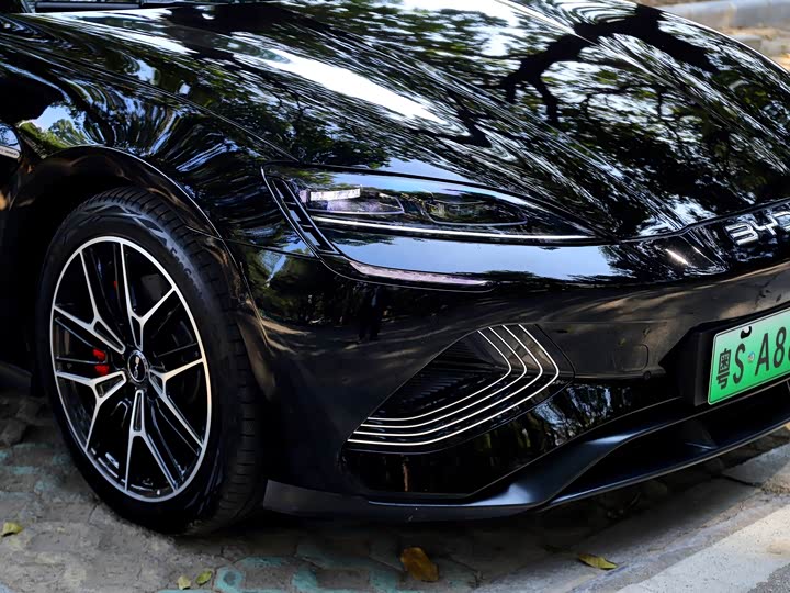 
								BYD Seal 2025 600 4WD Intelligent Driving Edition 2025 full									