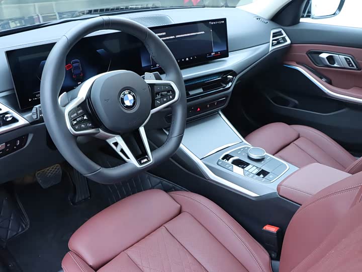 
								BMW 3 Series 325i M Sport Package 2025 full									