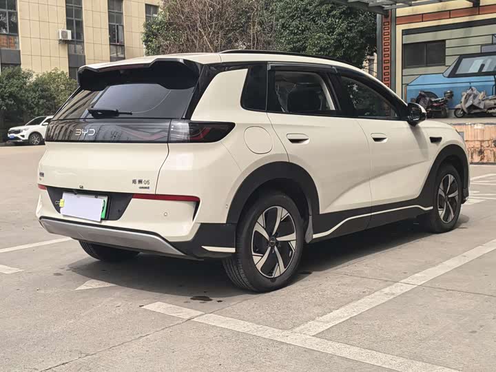 
								BYD Hiace 05 EV 2025 520KM Flagship Intelligent Navigation Edition 2025 full									