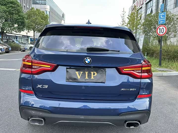 
								BMW X3 xDrive30i Leading M Sport Package 2018 full									
