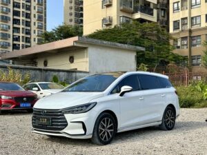 BYD Song MAX New Energy 2022 DM-i 105KM Flagship Edition 2022
