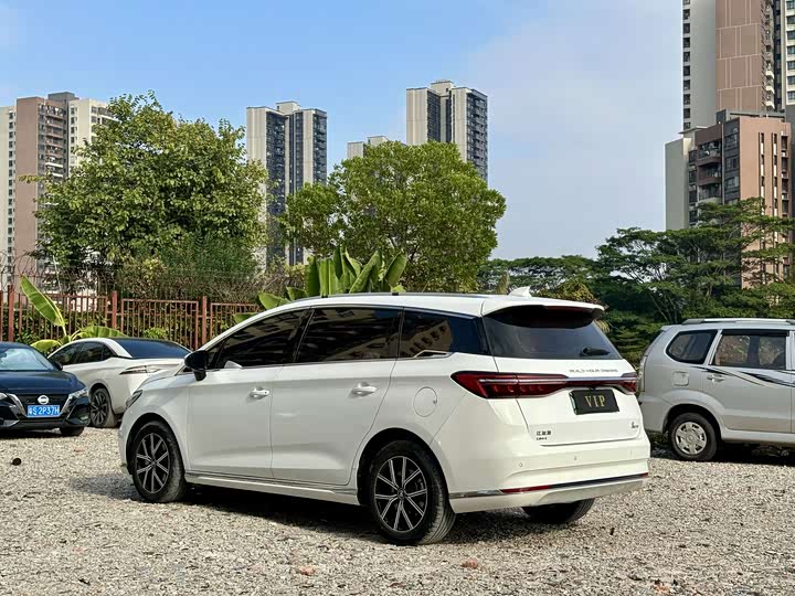 
								BYD Song MAX New Energy 2022 DM-i 105KM Flagship Edition 2022 full									