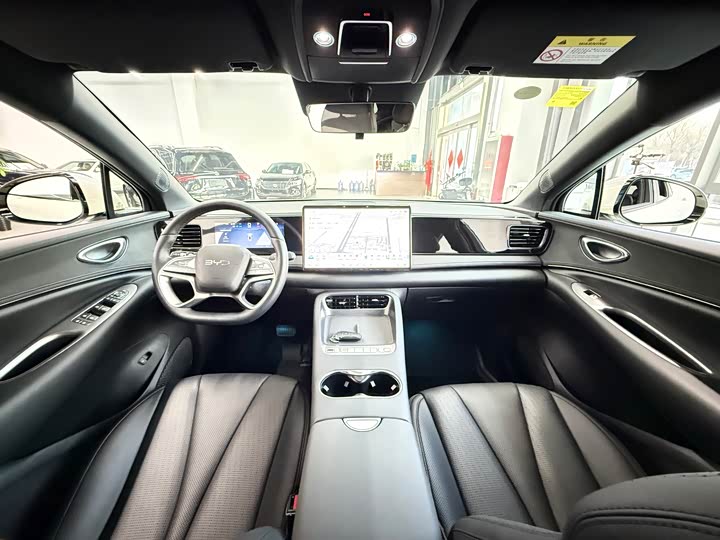 
								BYD Hiace 06 2025 EV 520 Navigator Edition 2025 full									