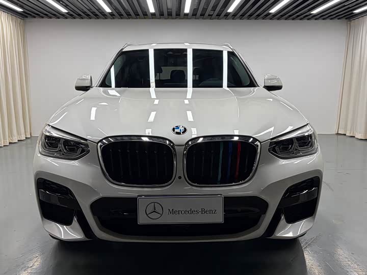 
								BMW X3 2020 xDrive30i Leading M Sport Package 2020 full									