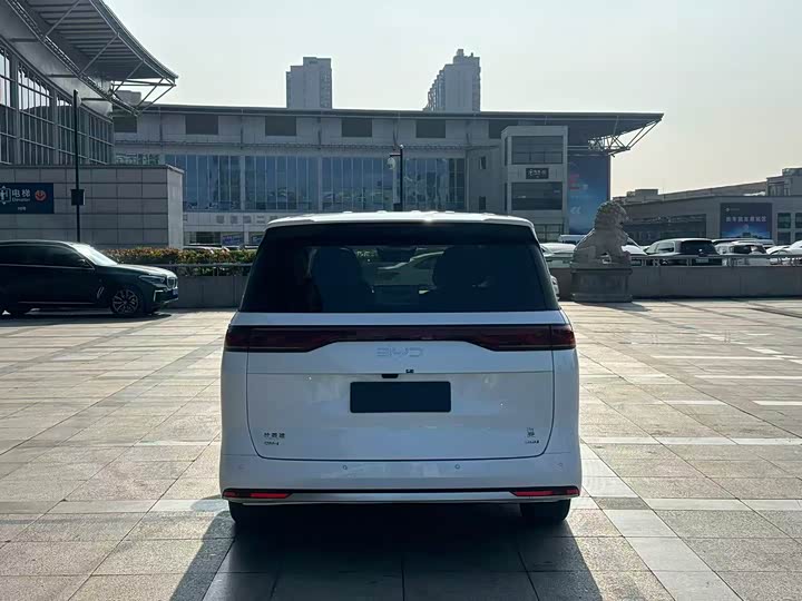 
								BYD Summer 2025 DM-i 1.5T 180km Excellent Edition 2025 full									